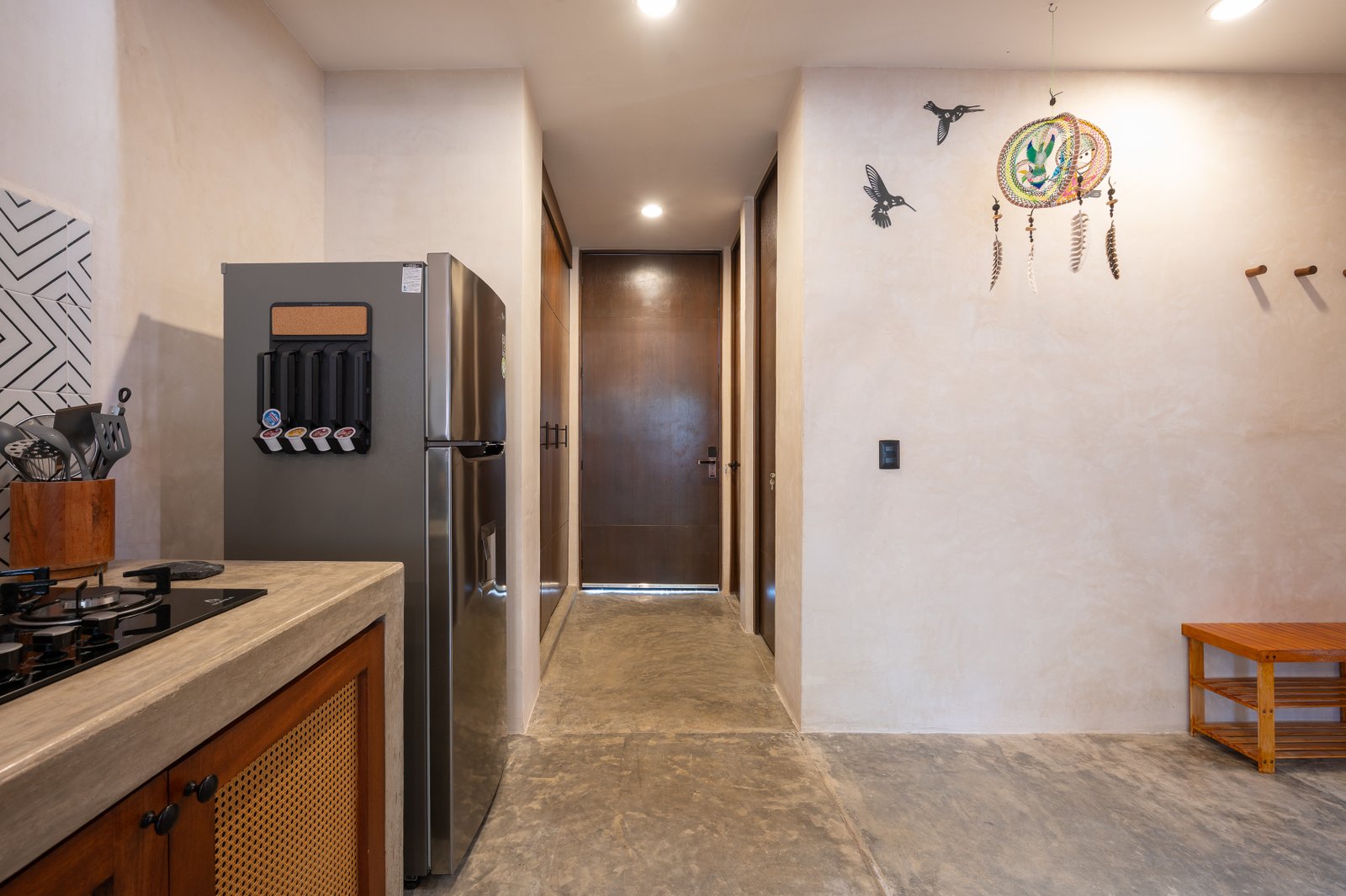Cocina casa modelo Aldea Kanté